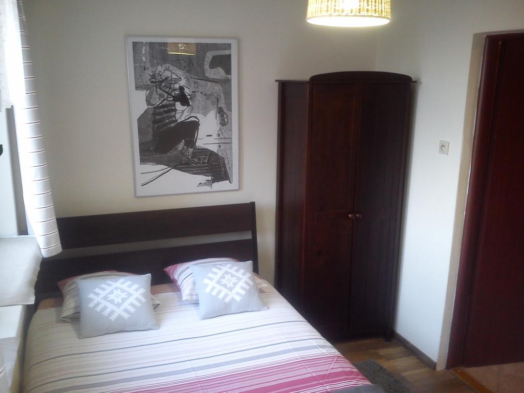 Willa Pod Aniolem - Pokoje Goscinne & Apartamenty Z Widokiem Na Gory ชเจอร์ค ภายนอก รูปภาพ